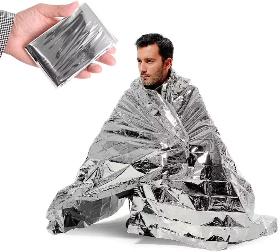 Nödfilt i silverfärgad mylar